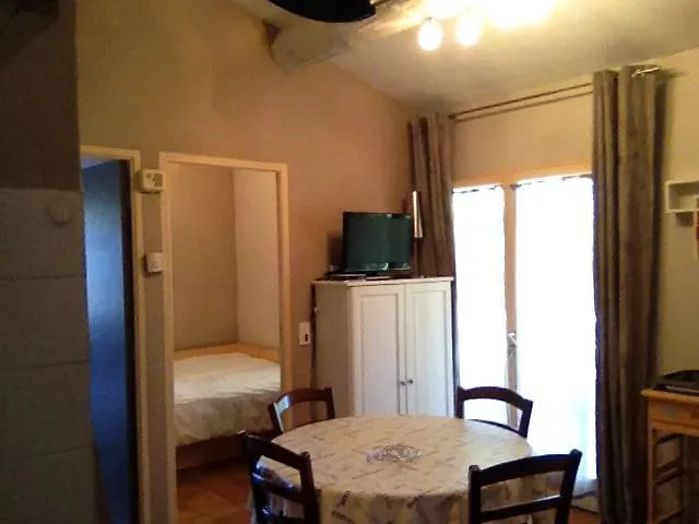 Gite Des Ocres Holiday home Villars  France